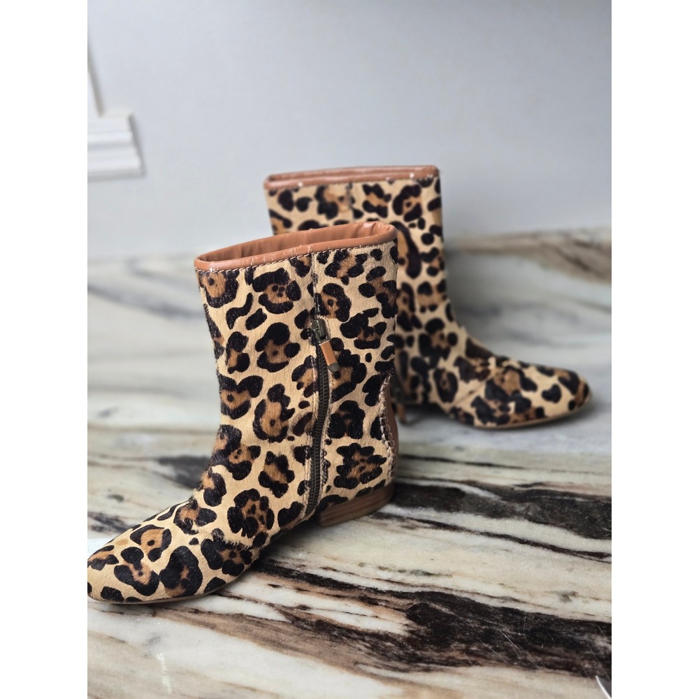 B Makowsky Leopard Print Calf‎ Hair Ankle Boots Tan Leather Trim Womens 5.5M